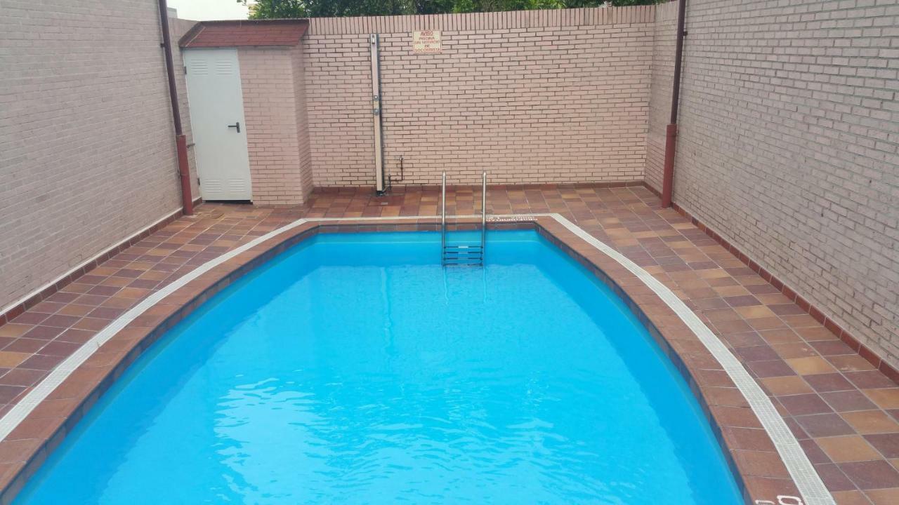 Adosado Con Piscina Y Jardin En Laredo A 100 Mtrs De La Playa Villa Ngoại thất bức ảnh